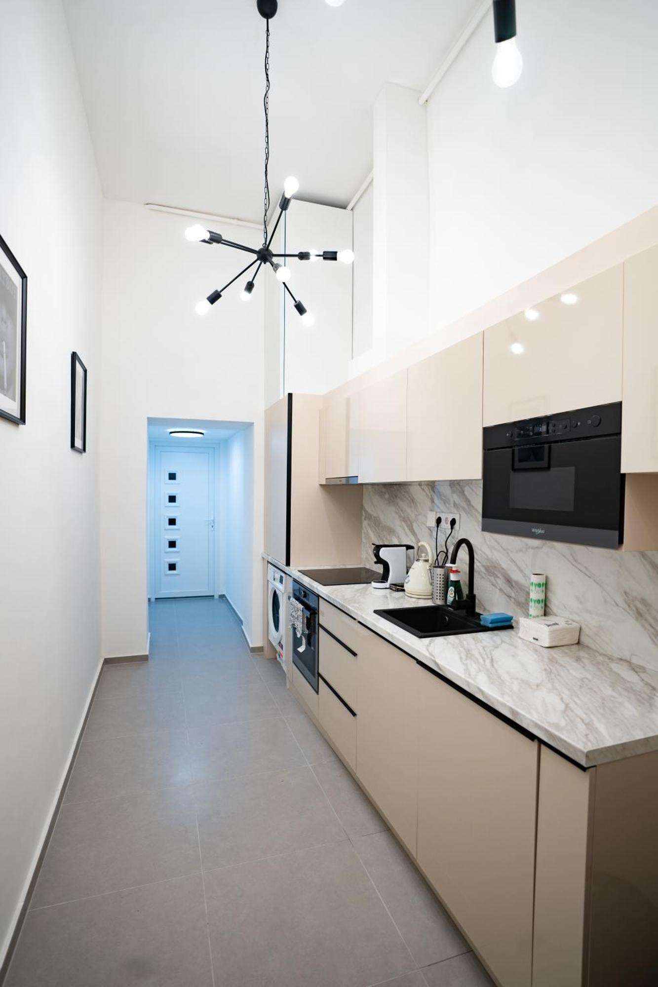 Downtown Double Room Deluxe With Joint Kitchen Budapest Esterno foto